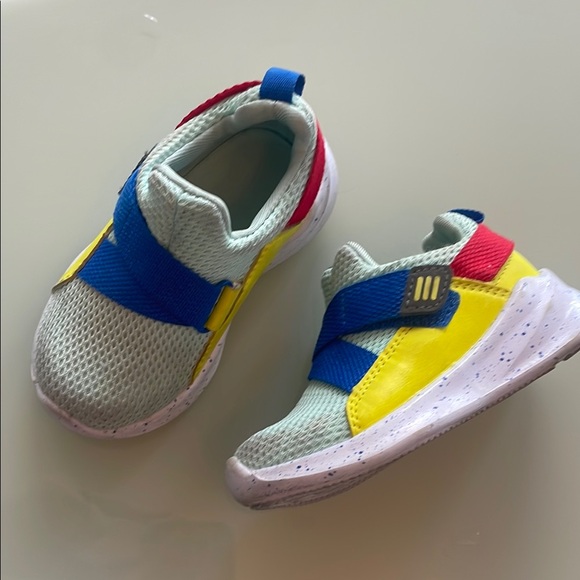 Colorful toddler Sneakers size 6 - Picture 2 of 4
